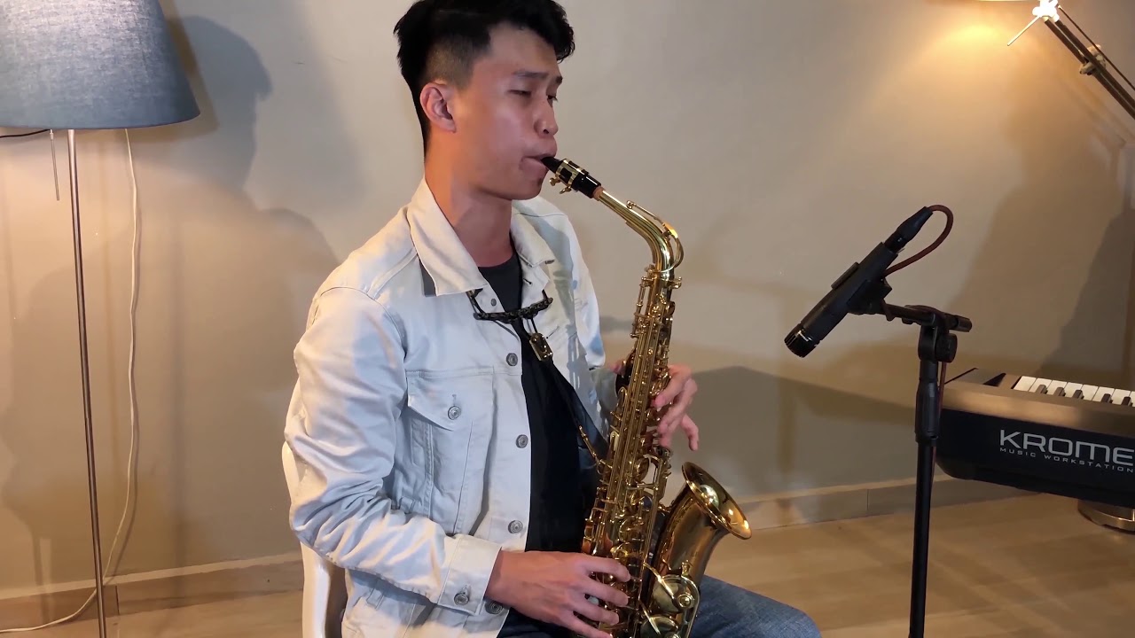 A Whole New World - Alladin (Sax & Piano Cover) by EJ Music