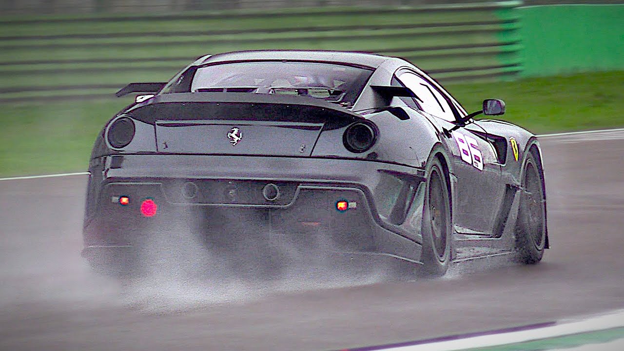 The first gen. Ferrari 599XX is still the BEST sounding 'XX' | BRUTAL downshifts and V12 sounds!