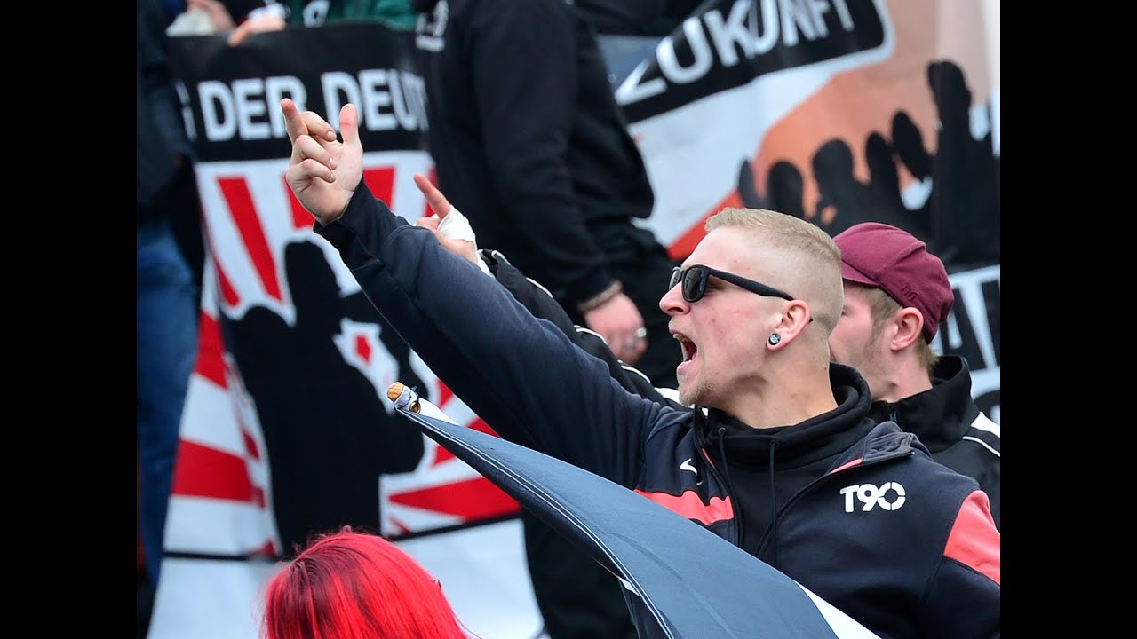So reagierst du auf rechte Parolen aus dem Freundeskreis