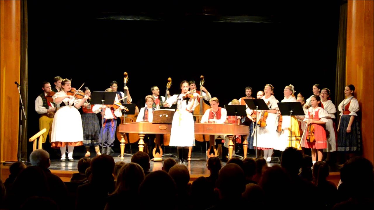 Muzičky 2013 - Muzičky společně - Z brezového dreva, Mám ja hrušku