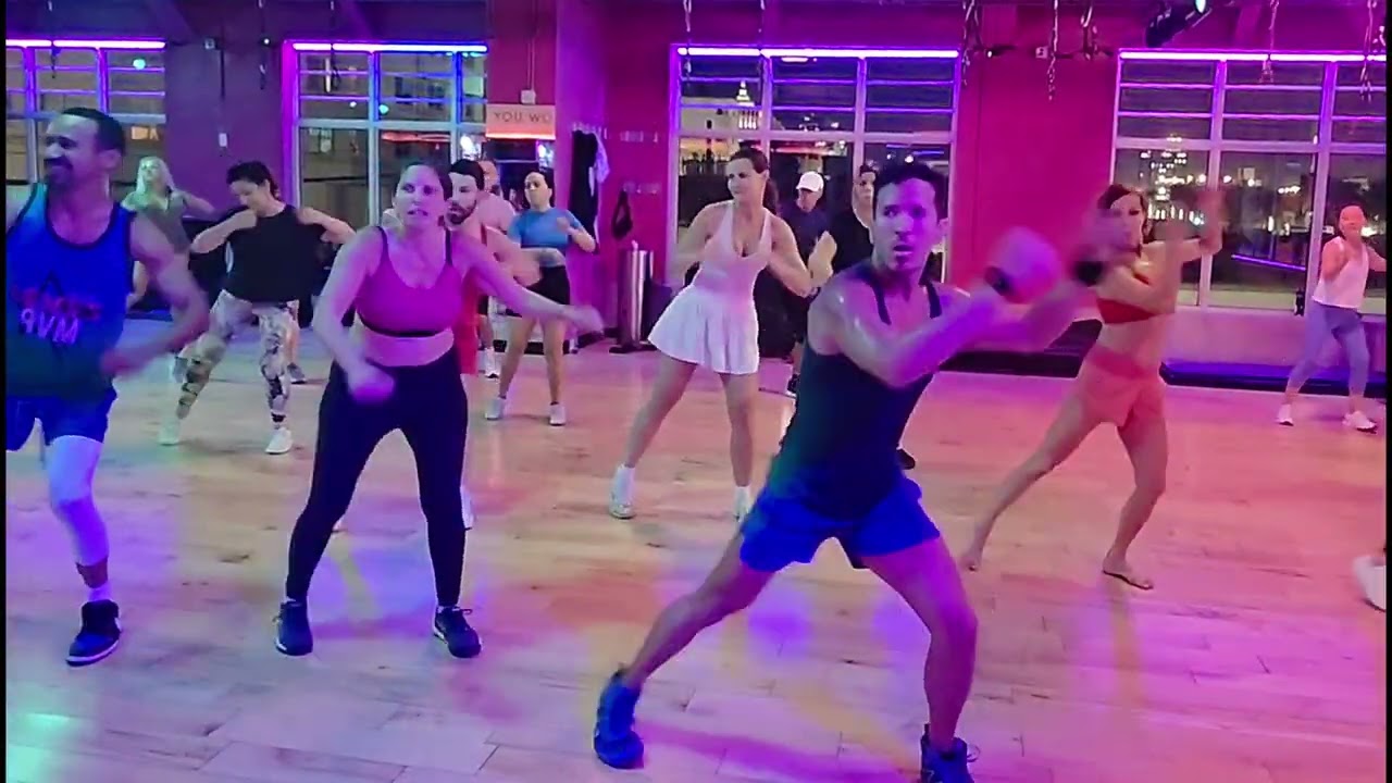 Boom Body Shaggy, Akon & Aidonia - zumba 2 marzo 26