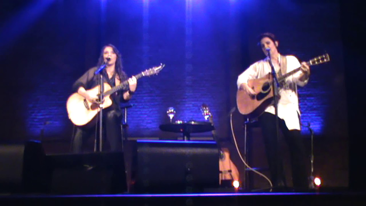 A Canção Que Faltava - Isabella Taviani e Myllena - Teatro Municipal de Niterói - 16-06-18.
