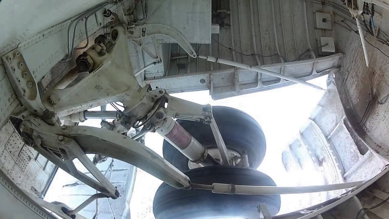 GoPro - Nose Gear : cheesy music