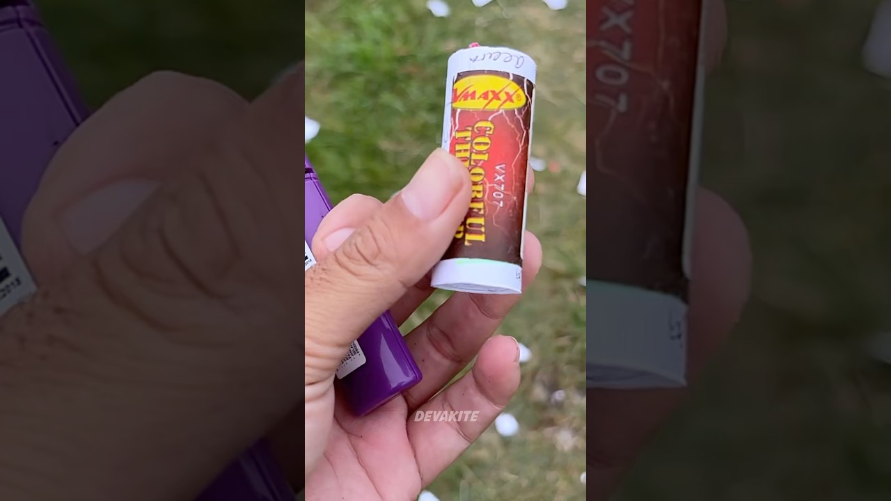 Ngabuburit nyumet mercon buntelan kertas colorful kecil tapi suaranya banter