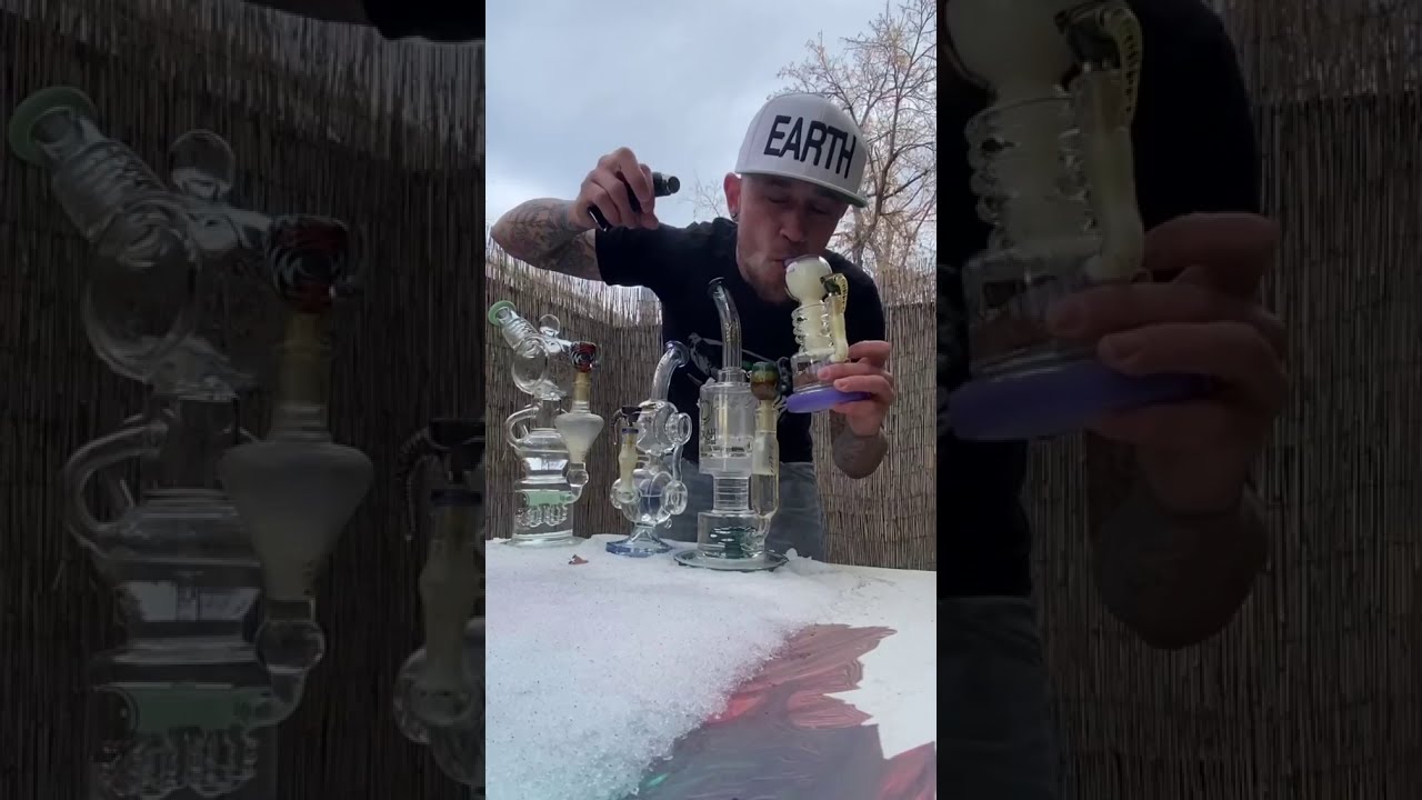 Bongs and Water Pipes