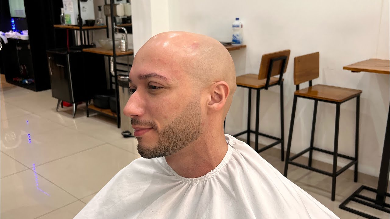 Como raspar com a  shaver / barba na toalha quente