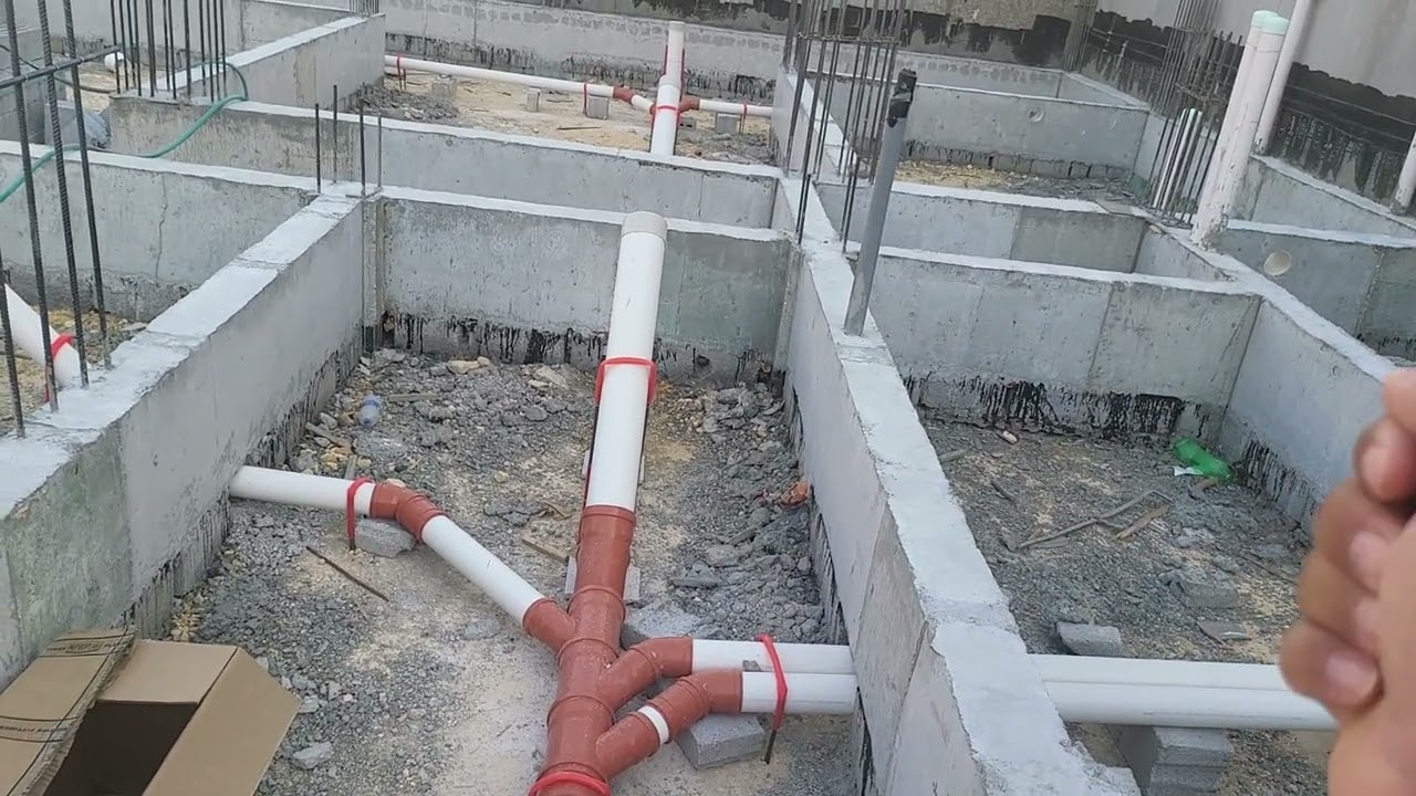 تمديد المجاري وترتيب العمل فيها