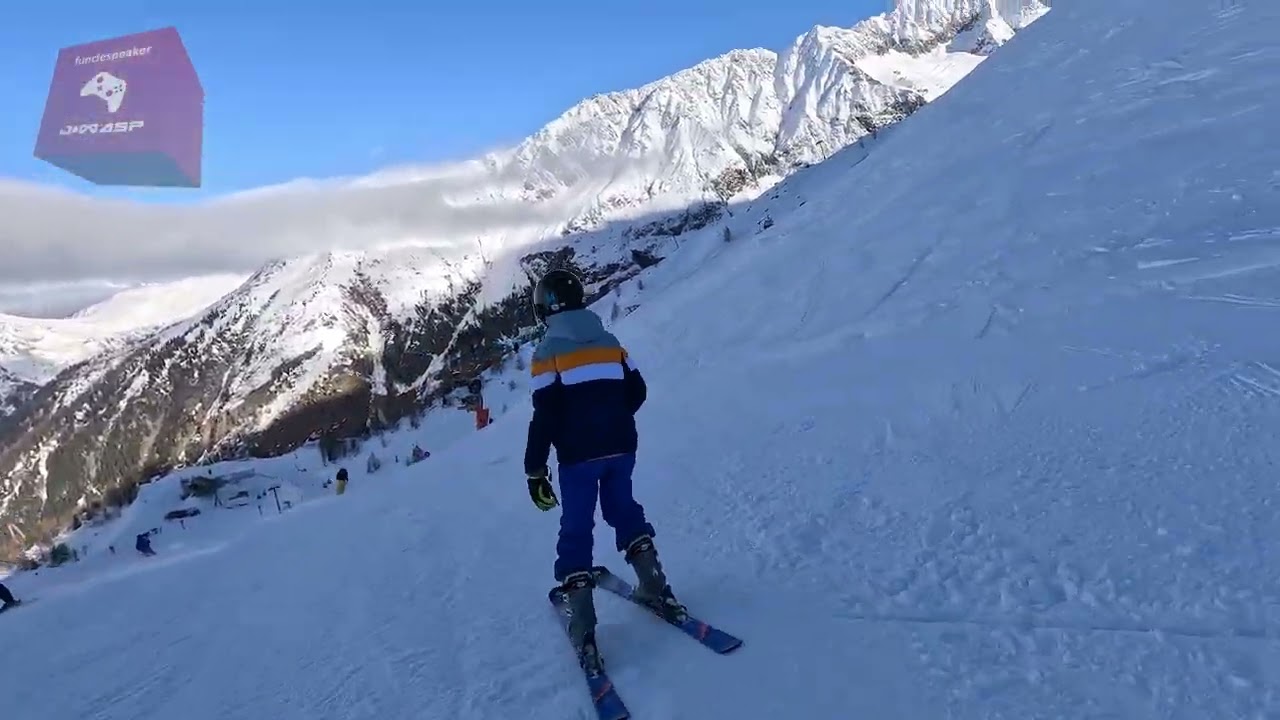Mont Blanc 15 - Chamonix Skiing - GRANDS MONTETS (part 1)