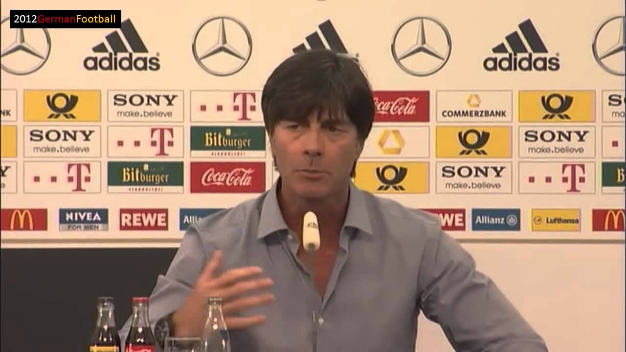 Joachim Löw 45min Wutrede über Migration Hymne Memmen