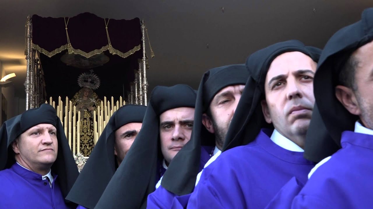 SALIDA CRUCIFIXIÓN MÁLAGA 2016