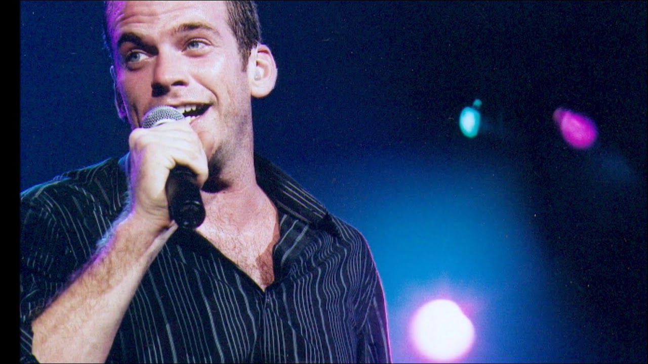 Garou- La scene - tradus in limba romana