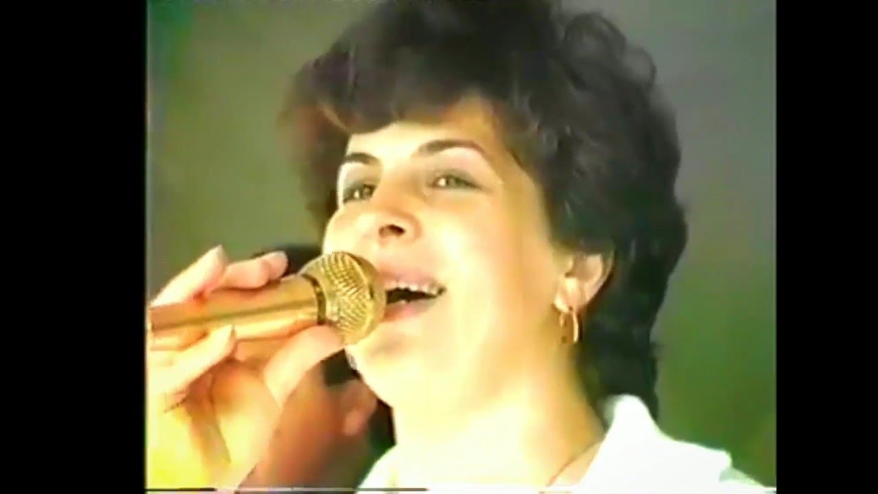 ВЕЛИЧКА ГЬОРЕВА - БАРИМ СЕ ЕРГЕН МАМО НАХОДИХ  VELICHKA GYOREVA - BARIM SE ERGEN MAMO NAHODIH