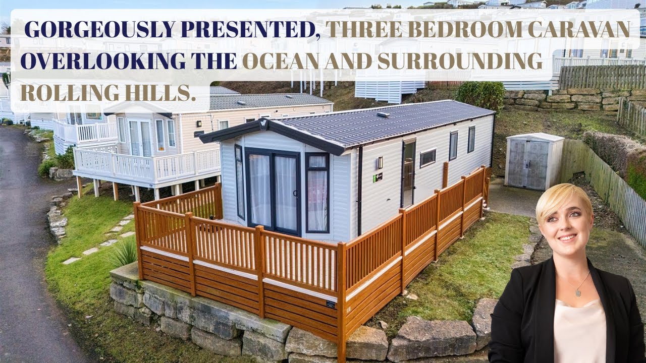 GORGEOUSLY PRESENTED, THREE BEDROOM CARAVAN OVERLOOKING THE OCEAN AND SURROUNDING ROLLING HILLS.