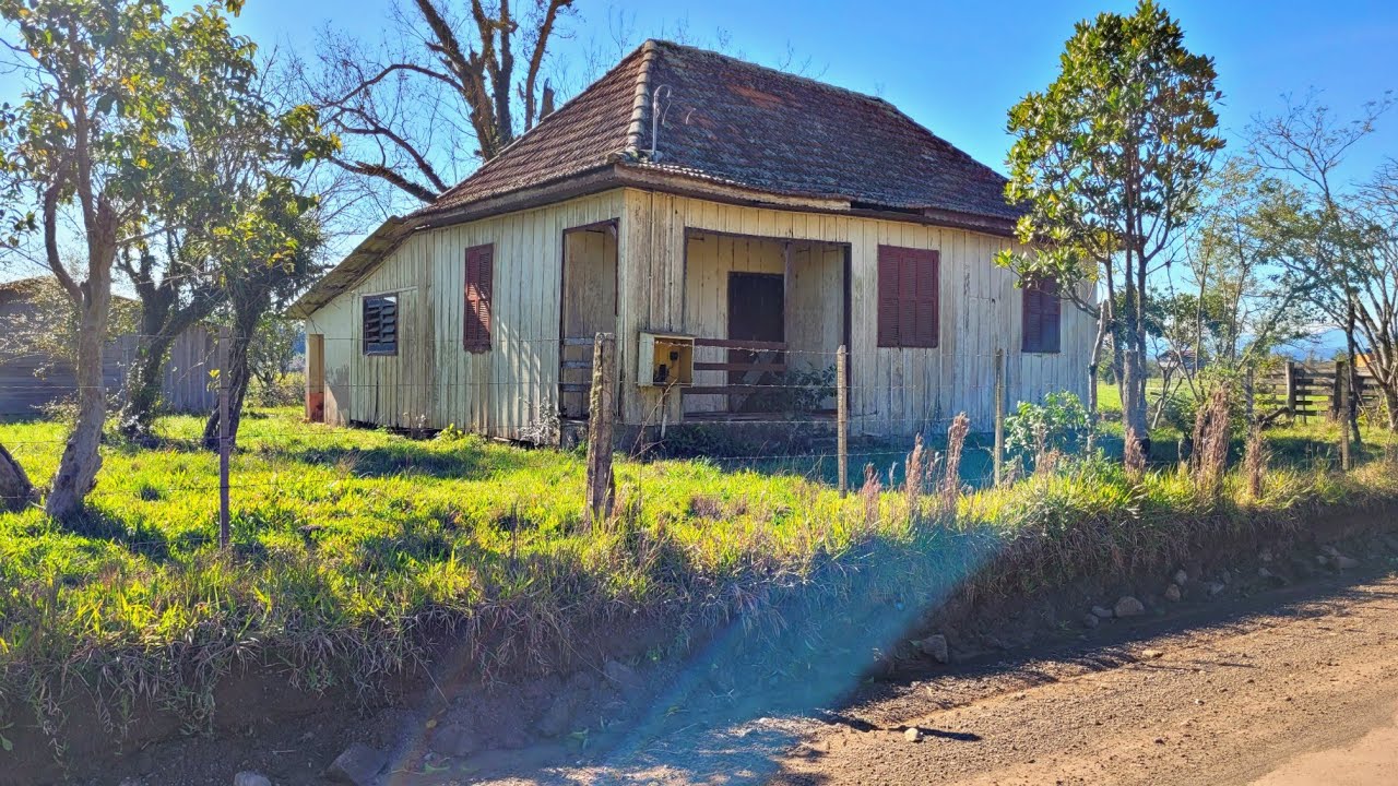 NINGUÉM FICA MAIS NO INTERIOR MUITAS CASAS ABANDONADAS