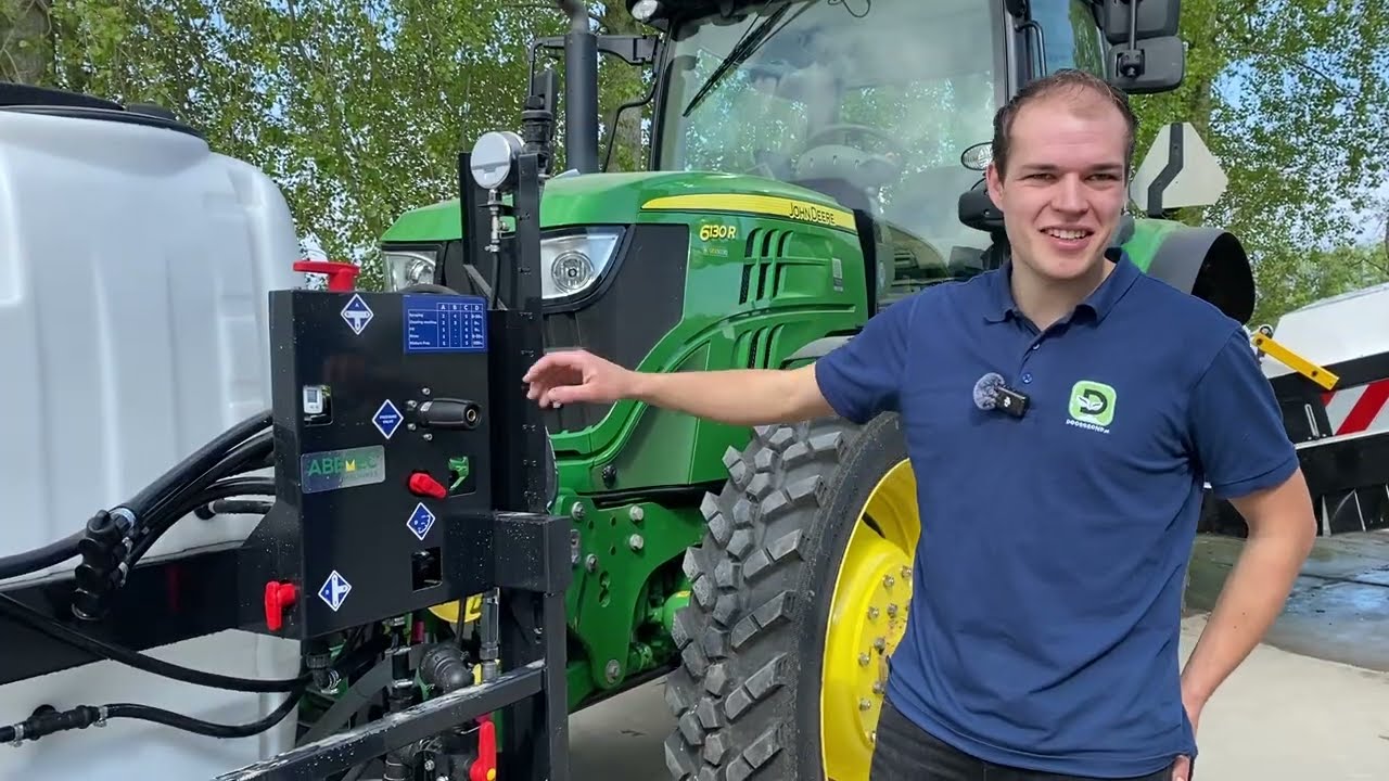 Ecorobotix ARA Spotsprayer instructievideo: Uitleg over de fronttank van de Spotsprayer.