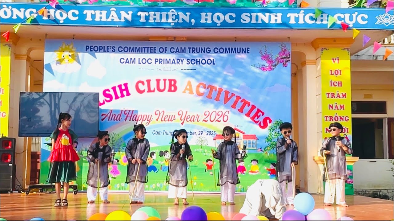 Kịch Nói Tiếng Anh  Thầy Bói Xem Voi / Trình Bày : Học Sinh Trường Tiểu học Cẩm Lộc