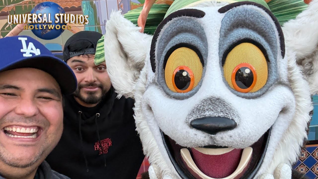Новости Universal Studios Hollywood: новая постройка в районе Маленькой Европы, но зачем?