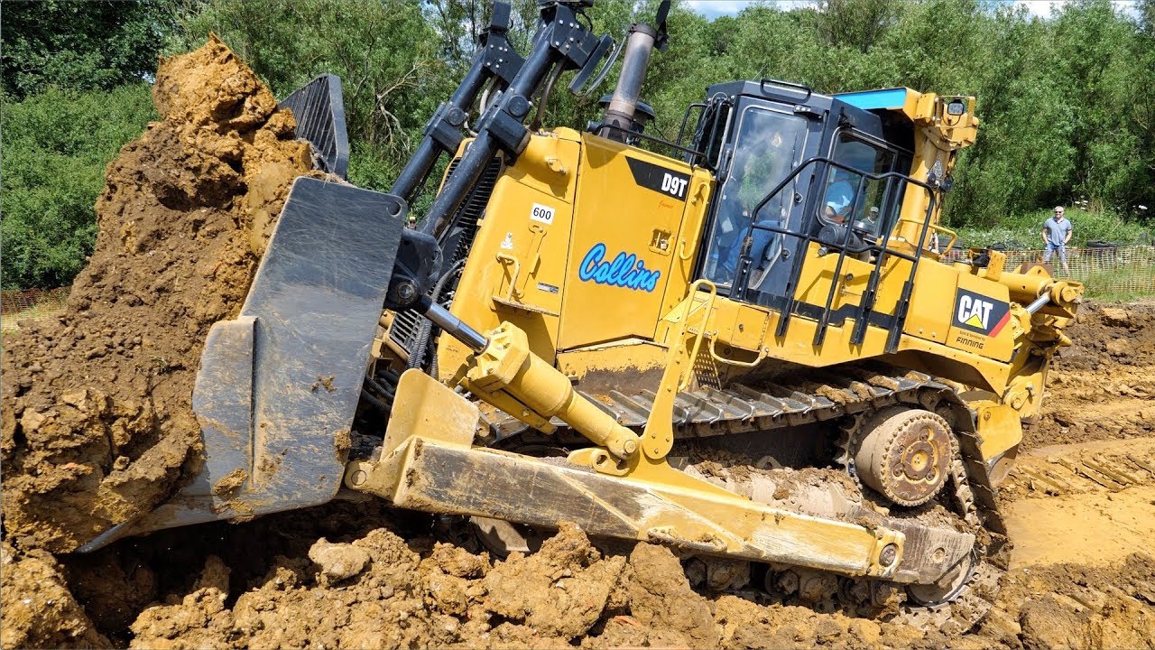 Cat D9T Dozer Pushing Clay