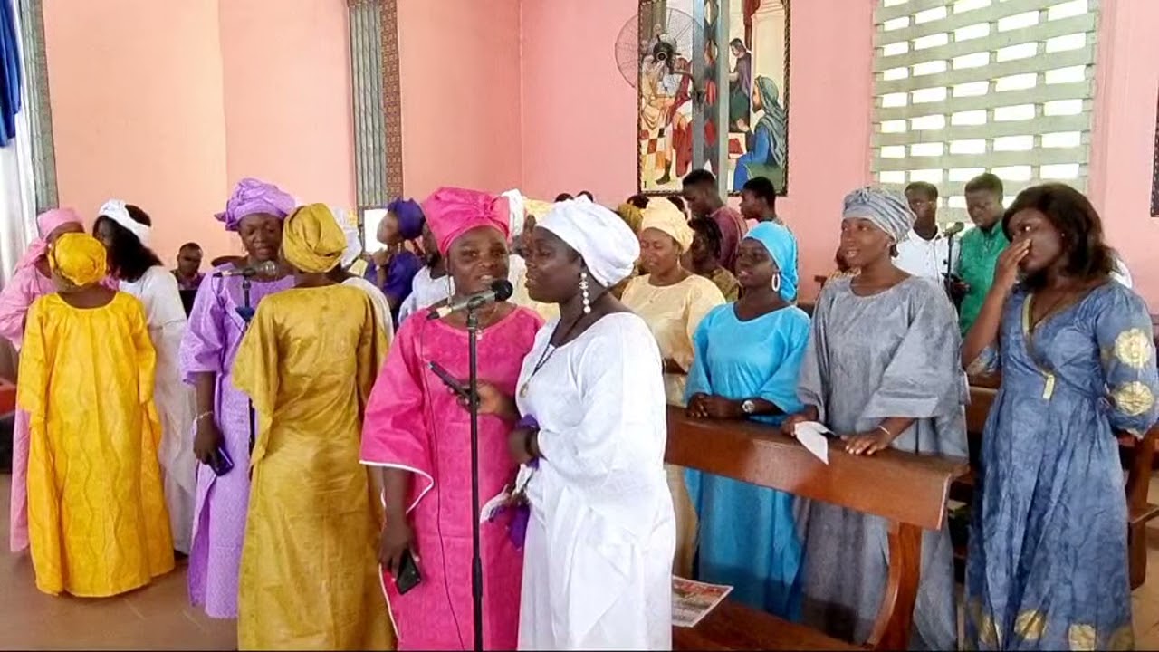 CHORALE SAINTE RITA PAROISSE NOTRE DAME DU REFUGE DE MAFÉRÉ part 02