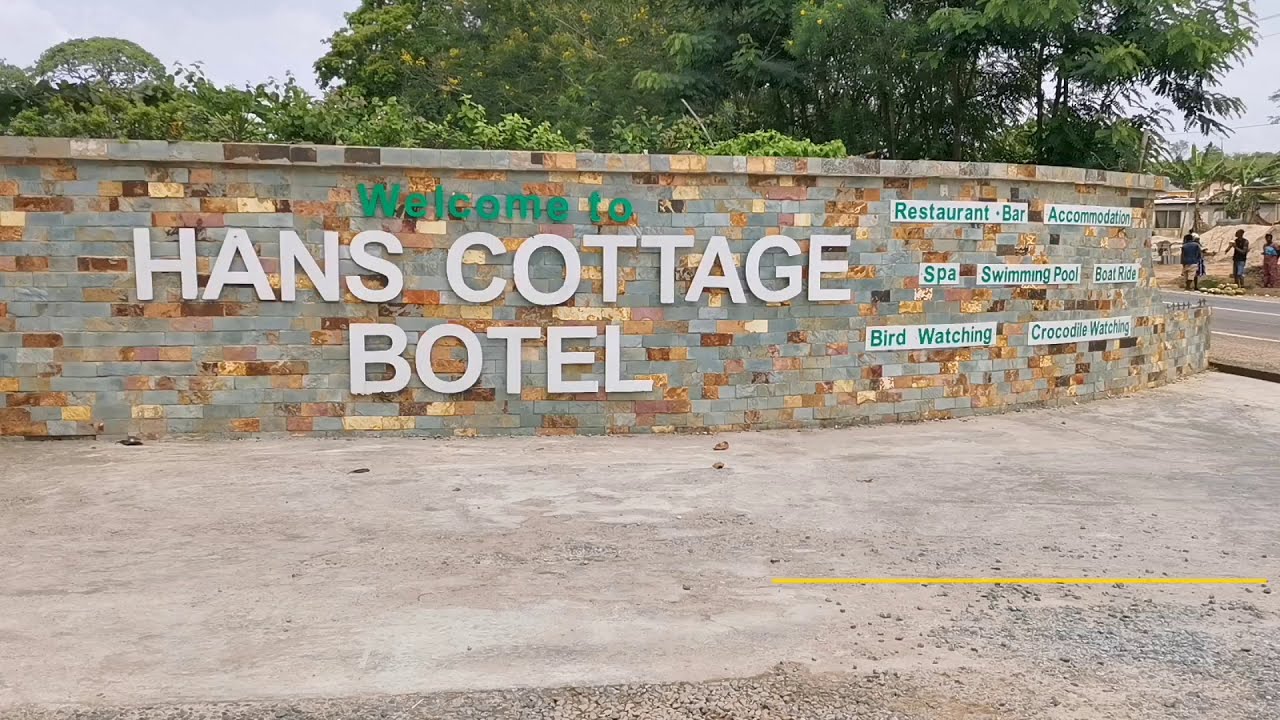 Hans Cottage Botel | Cape Coast