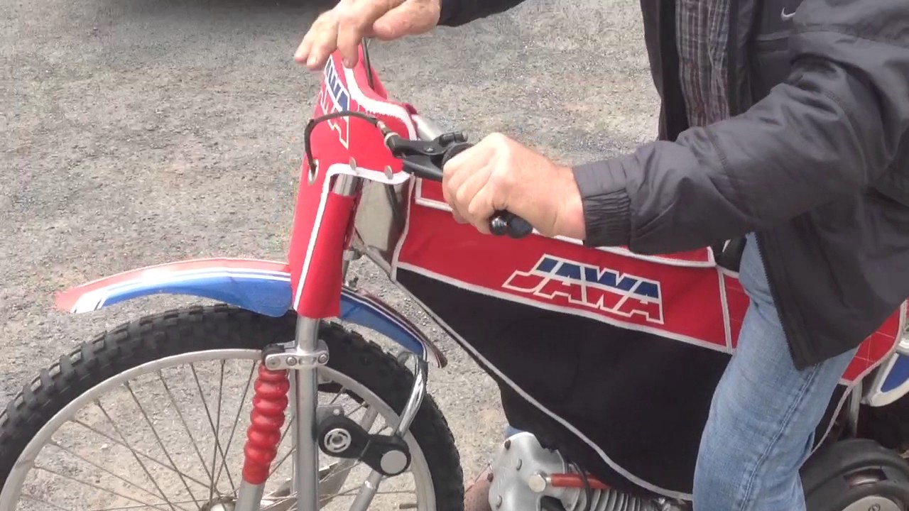 Jawa 884/5 engine sound