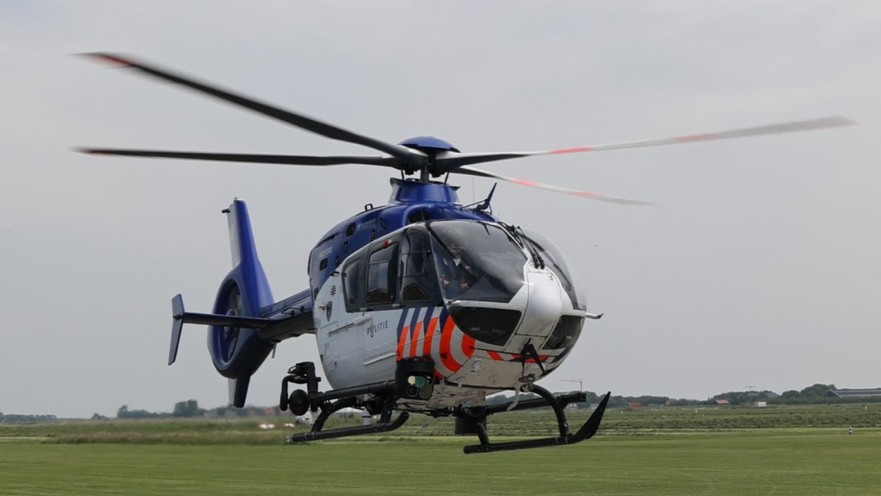 Zulu! Take-Off Politiehelikopter (PH-PXA) Luchtvaartpolitie vanaf Texel International Airport