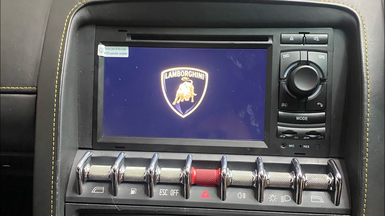 Lamborghini Gallardo CarPlay Install