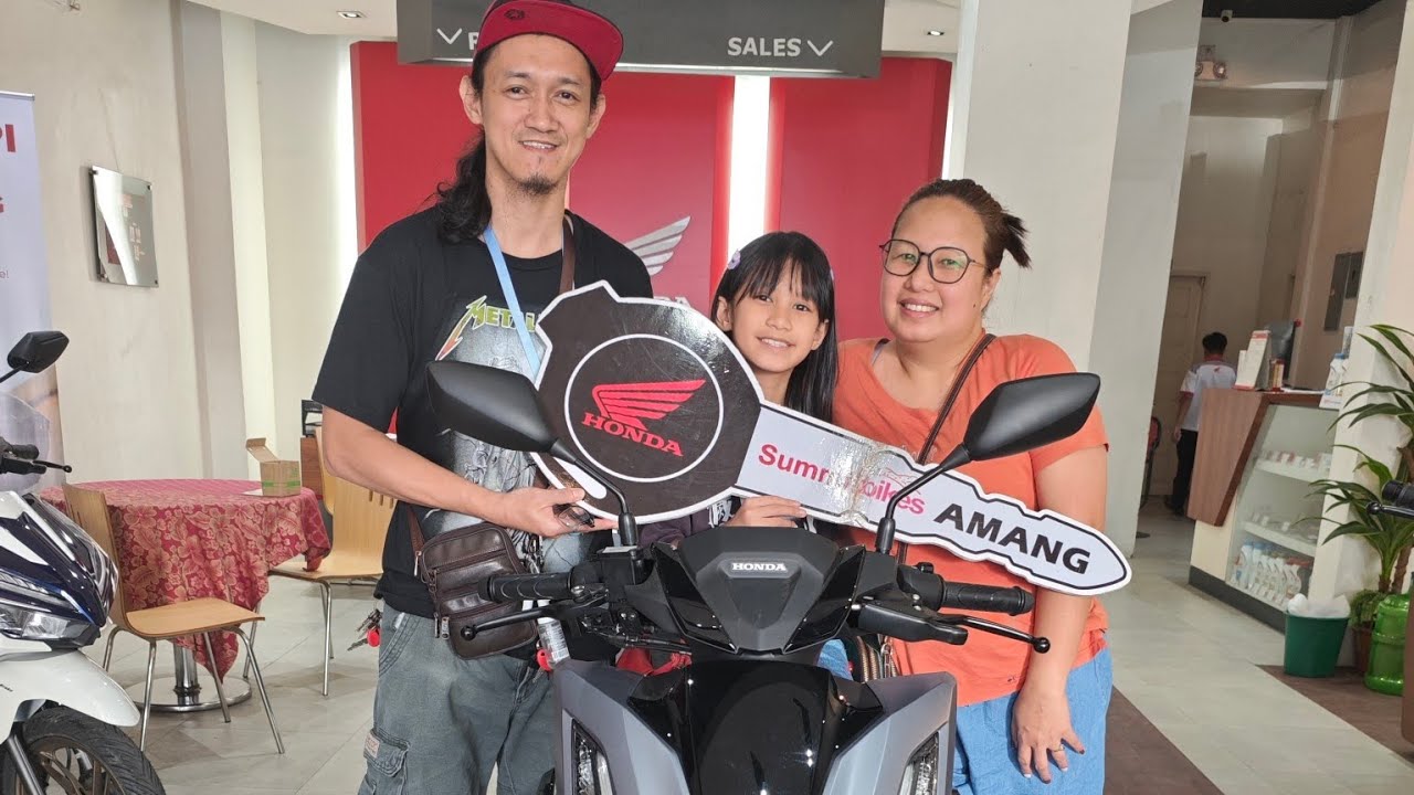 Buying Honda Click 160  in Honda Manggahan Pasig