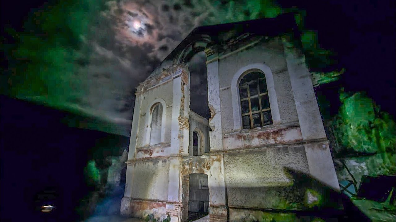 Durmiendo en PUEBLO ABANDONADO mas GRANDE MEXICO #urbex #pueblosabandonados