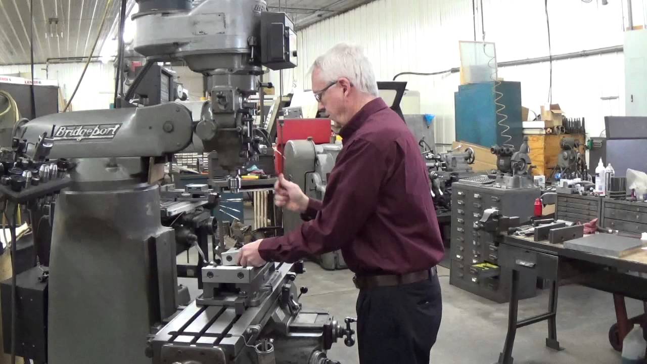 Winn Speed Lock Vise with Quick Change Jaws on a Bridgeport Knee Mill
