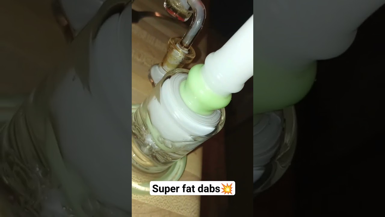 Half Gram Dab💥🔝❤️                  Super Fat Dabs out of rig.