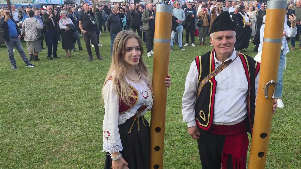 Krčevljani sa svojom himnom