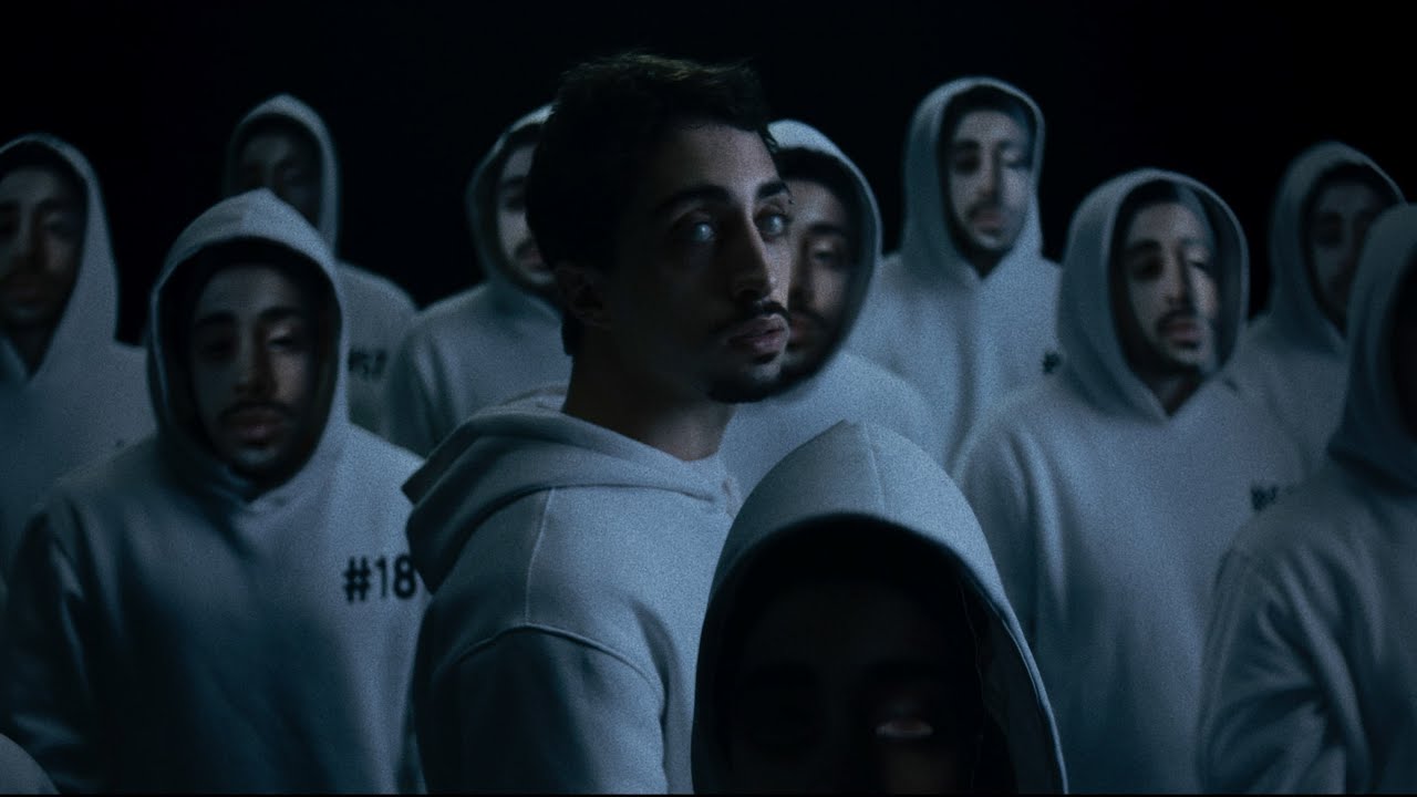 LVCAS - Vol&aacute;til (Clipe Oficial)
