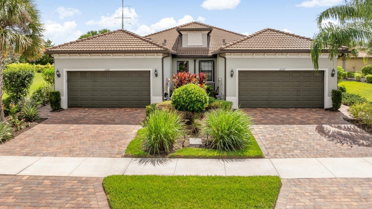 12261 Marsh Pointe Rd, Sarasota, FL