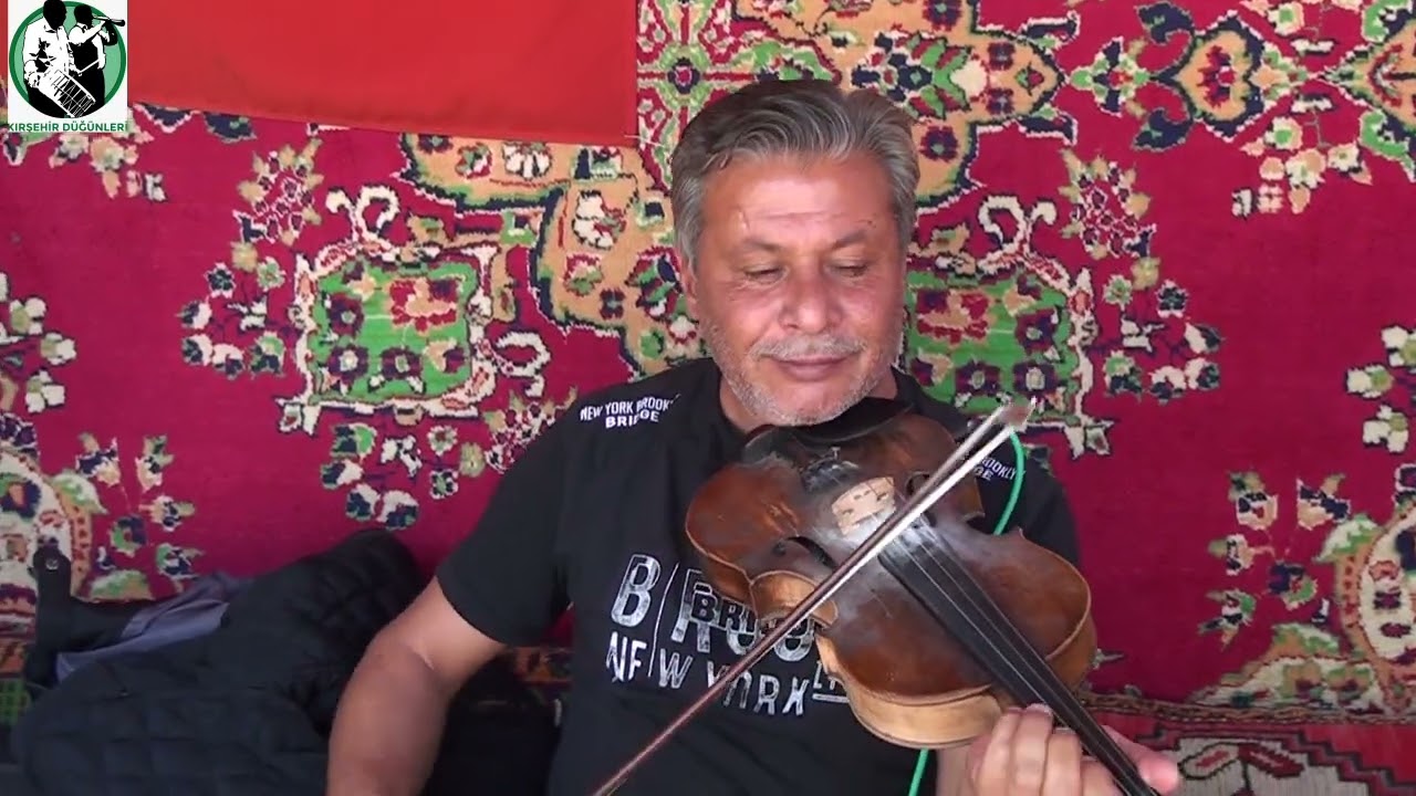 Kırşehir Kaman Ustaları Kemancı Kenan Akyol ve Ahmet Akyol Mamudo Benzer Köyü Elvan Demirbilek