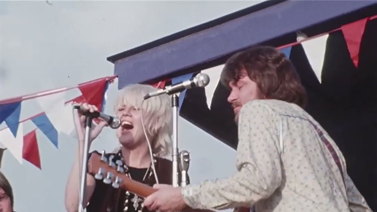 Delaney and Bonnie - Who Will Wear The Crown (RARE live 1969)
