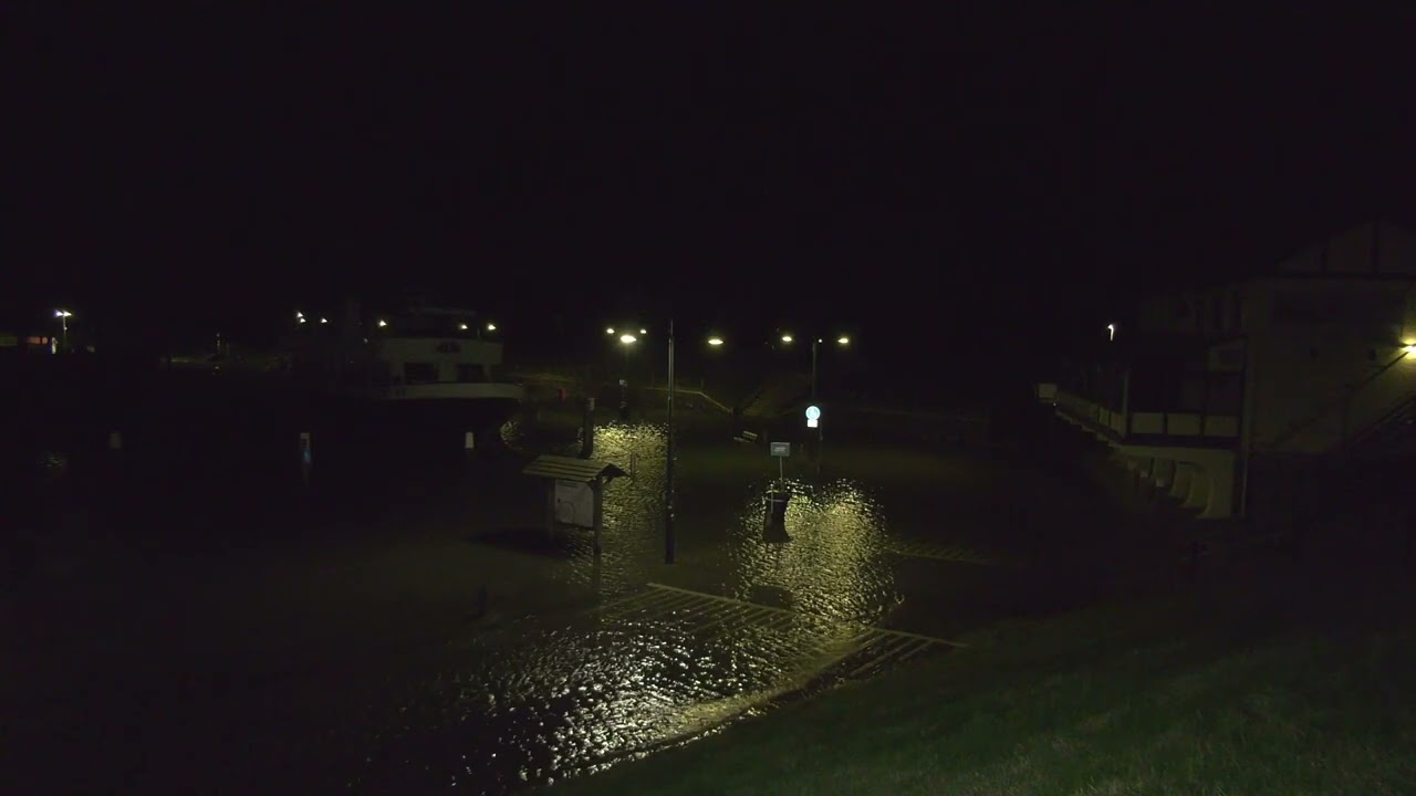 Hoogwater in Oudeschild op Texel (20 december 2024)