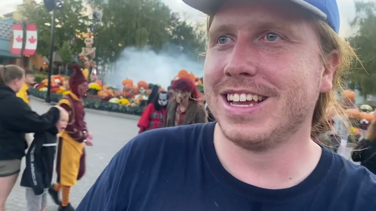 Halloween Haunt at Canada’s Wonderland 2024 Vlog 1!