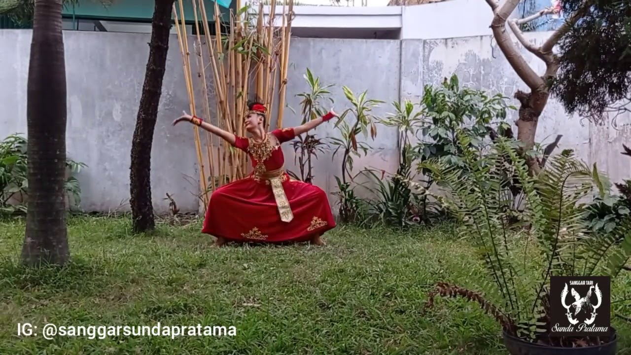 Tari Jaipong Katumbiri