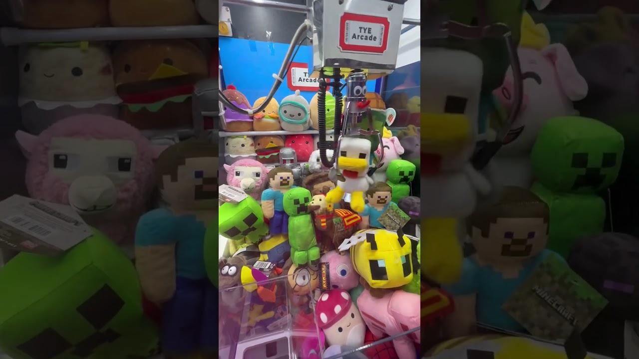 Trying To Win Every Minecraft Movie Plush #shorts #clawmachine #arcade #minecraft #minecraftmovie