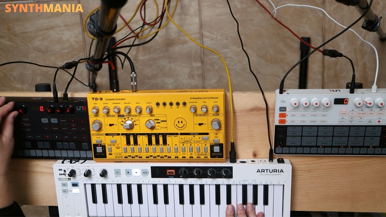 Aceeed session Nov 8, 2022 (UNO Drum, UNO Synth, TD-3)