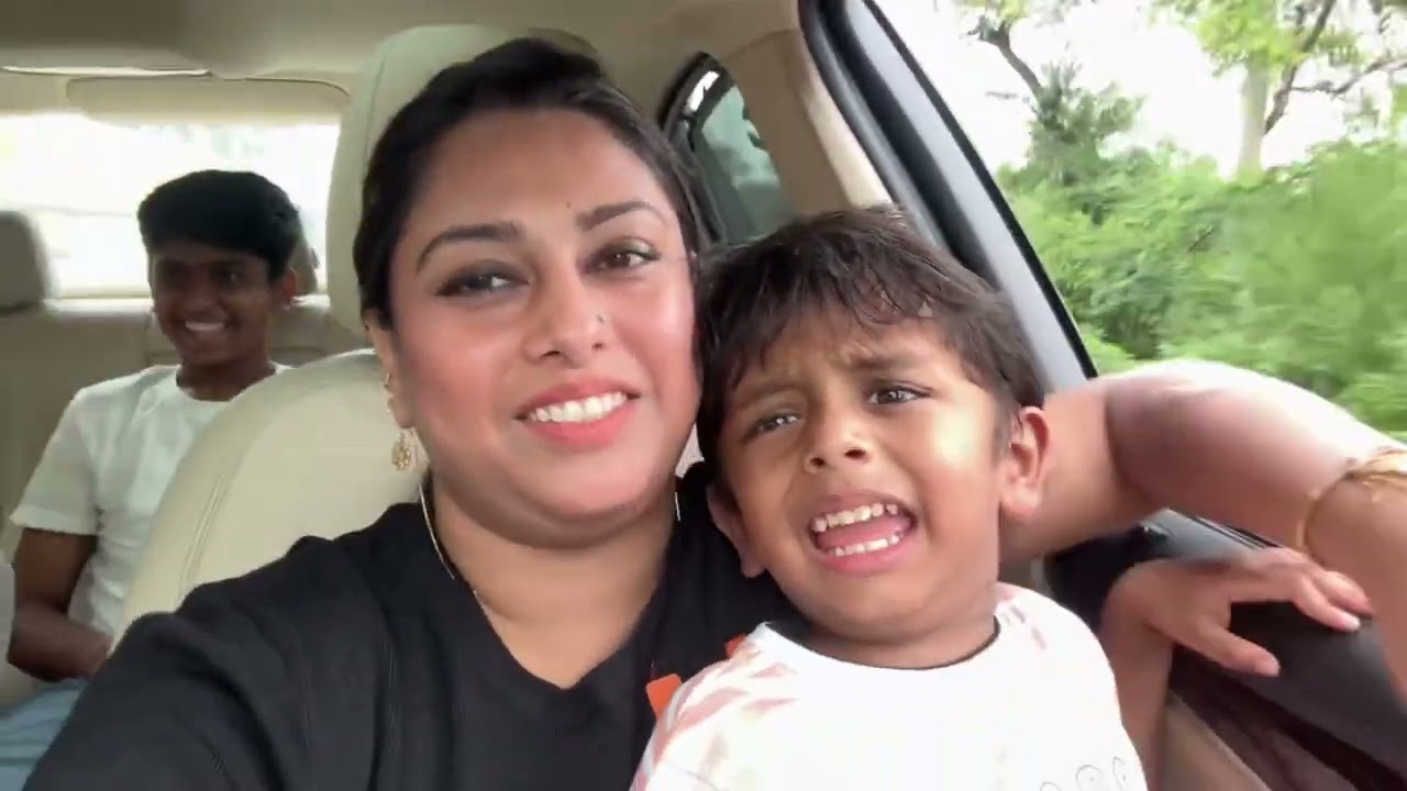 BMW ke andar ye kya ho gaya #soniyarastogivlogs  #bmwroadtrip 
