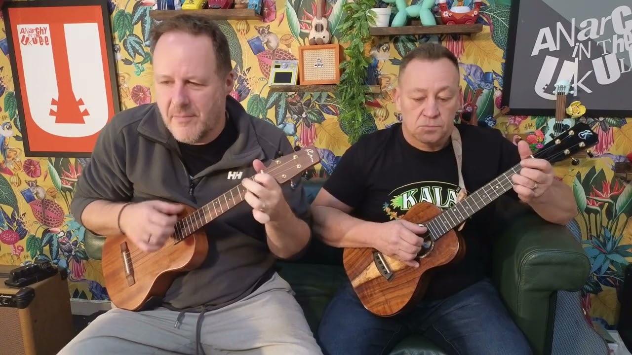 La Vie En Rose Ukulele duet