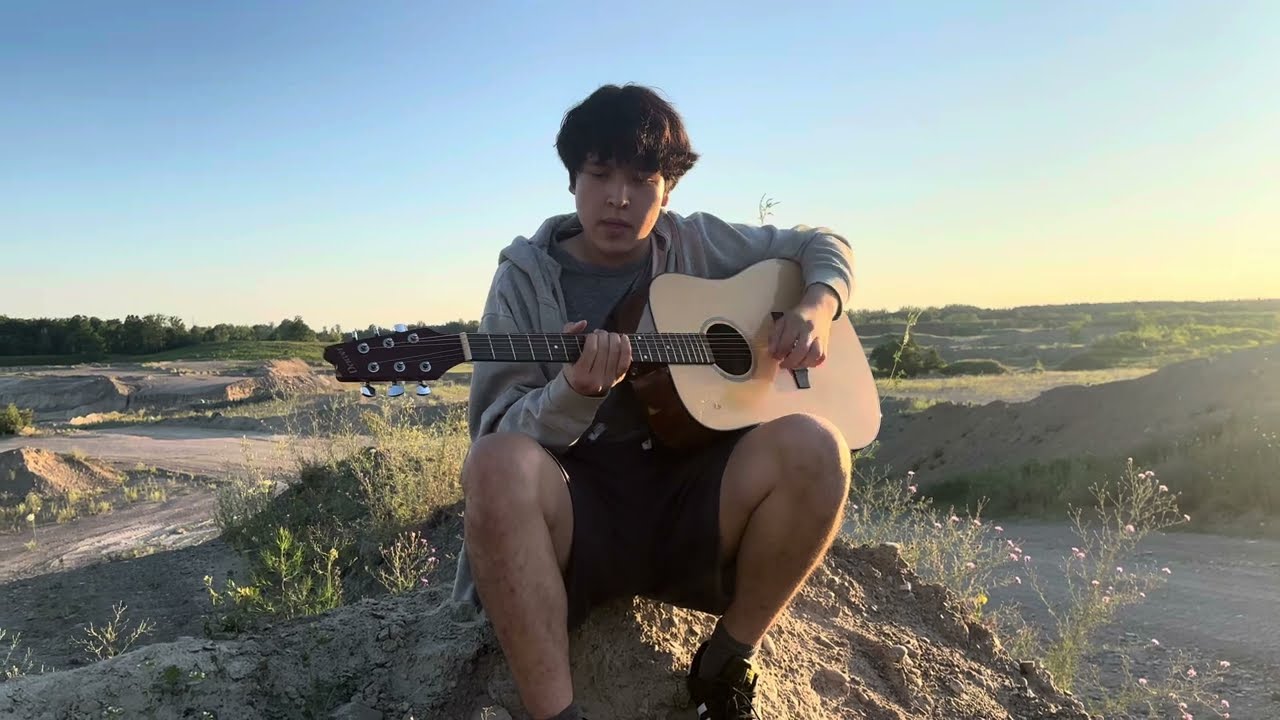 Alex g Sarah cover