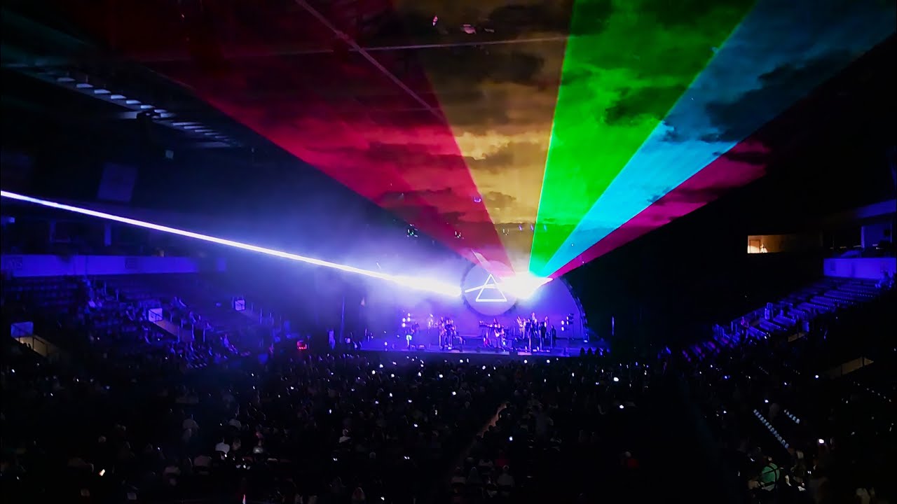 Most INSANE Pink Floyd Light Show - Performed by Brit Floyd Encore 