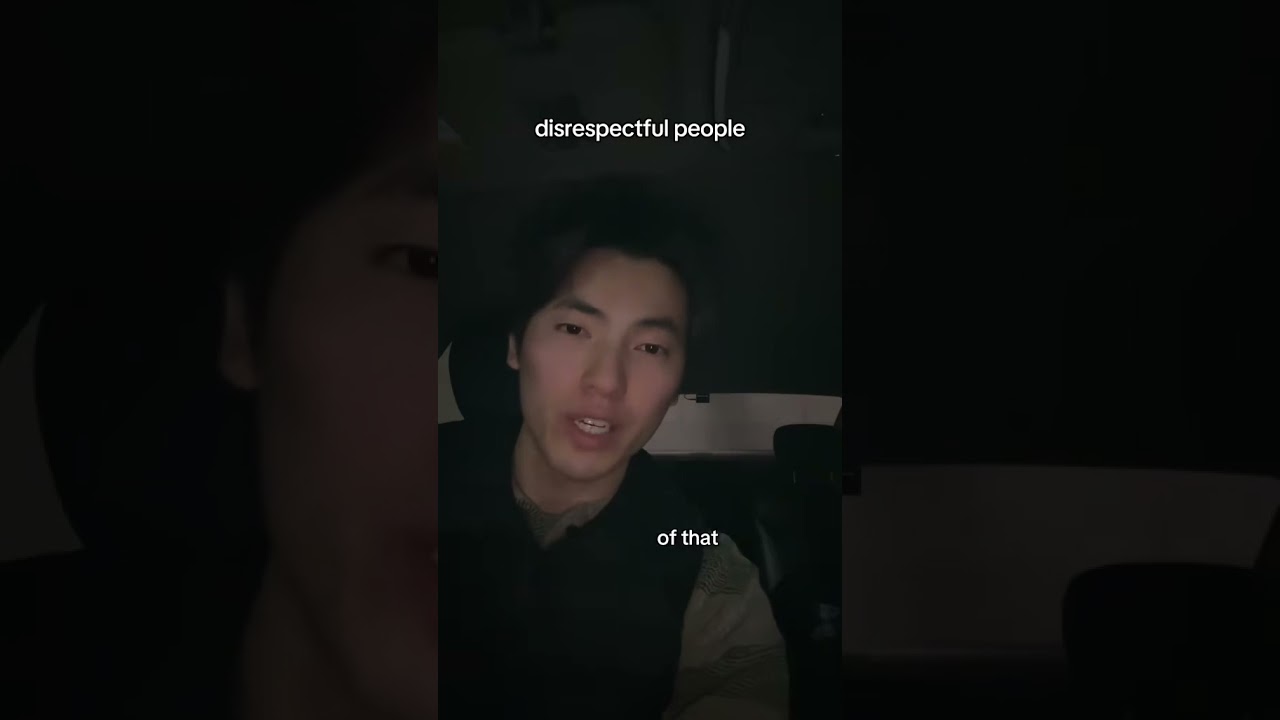 Читайте знаки и двигайтесь по-другому #fypシ #fyp #shorts #food #disrespect #people