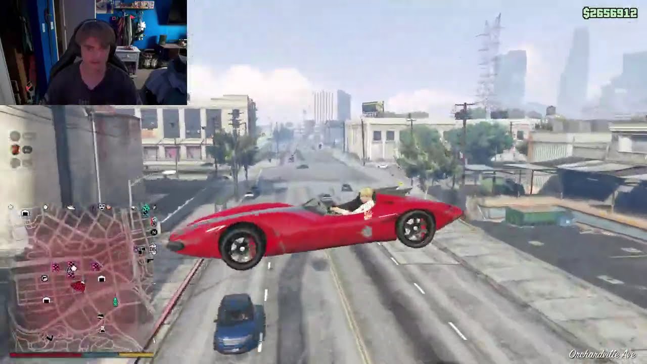 Lil Bro and I Helping A Desperate Rat Sell in GTAV