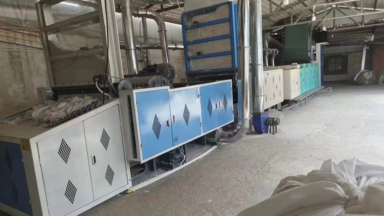 Old clothes recycling machine, waste cloth recycling machine, textile waste recycling machine