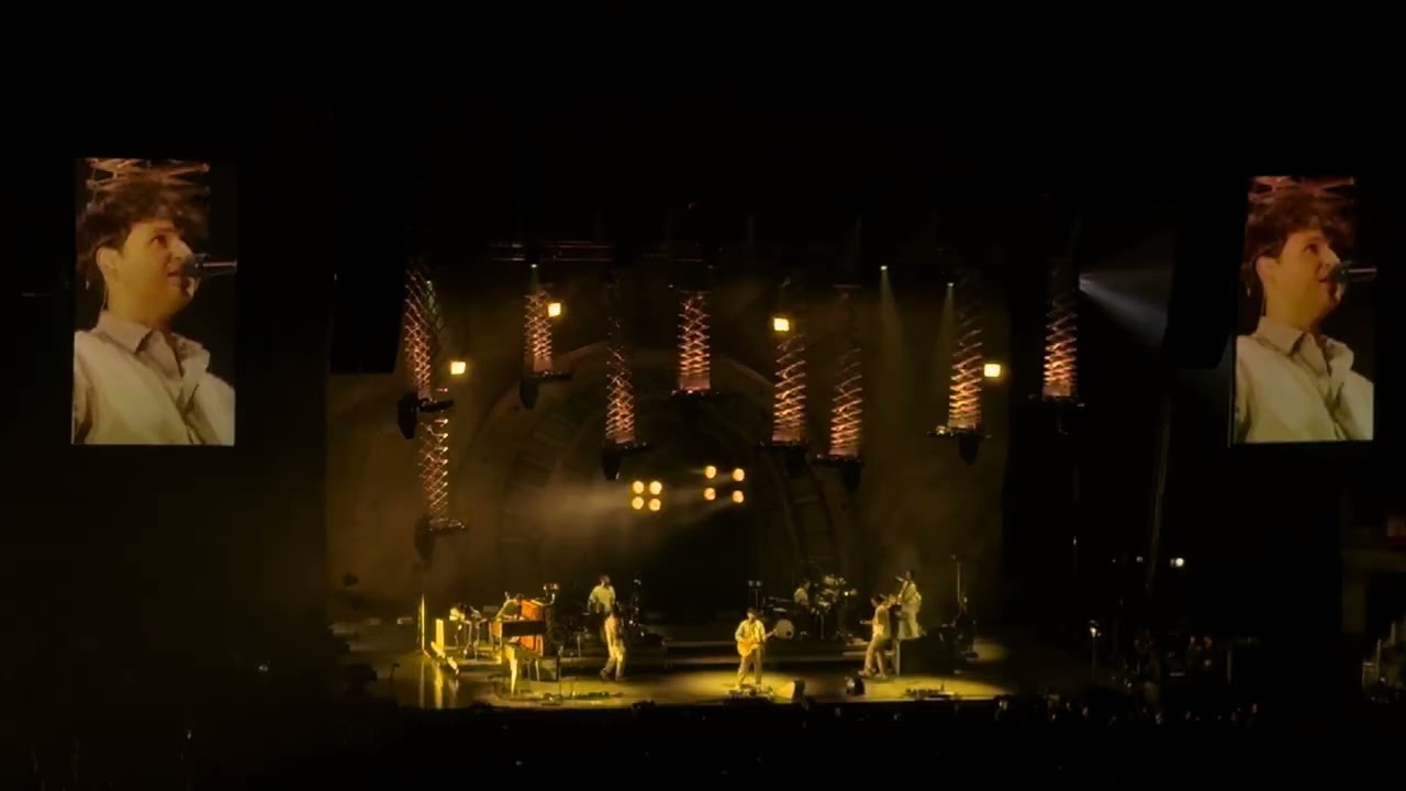Oxford Comma - Vampire Weekend Live at Climate Pledge Arena in Seattle, Washington 6/20/2024