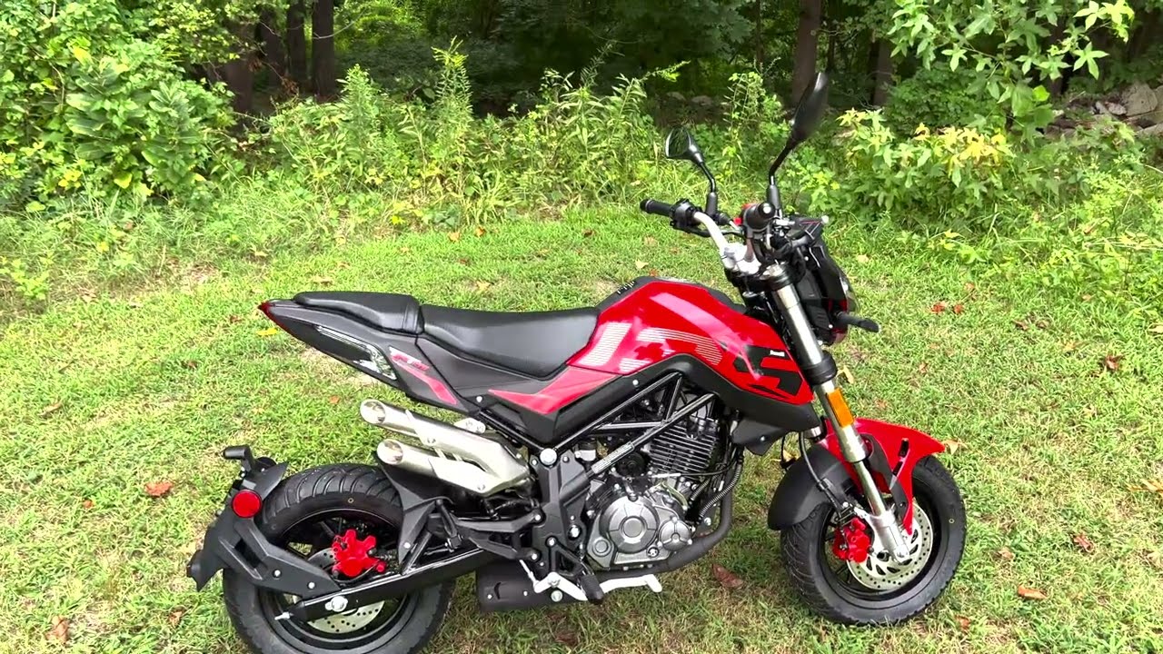Benelli TNT 135: обзор, характеристики, особенности.